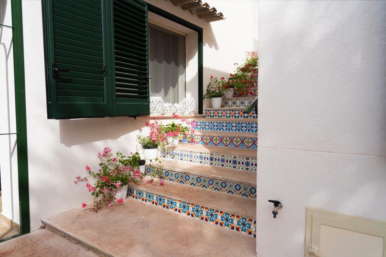 Baglio Reale Apartments Palermo Exterior photo