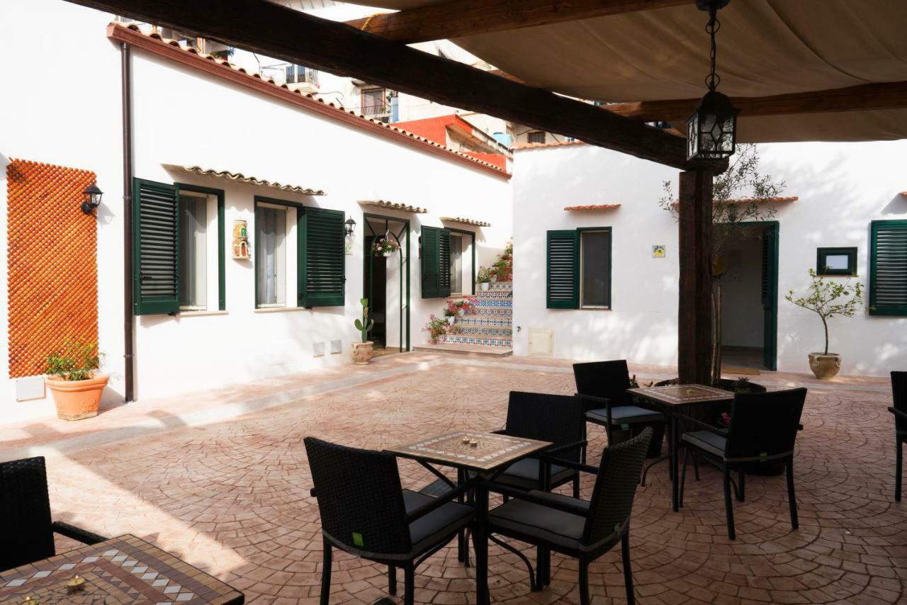 Baglio Reale Apartments Palermo Exterior photo